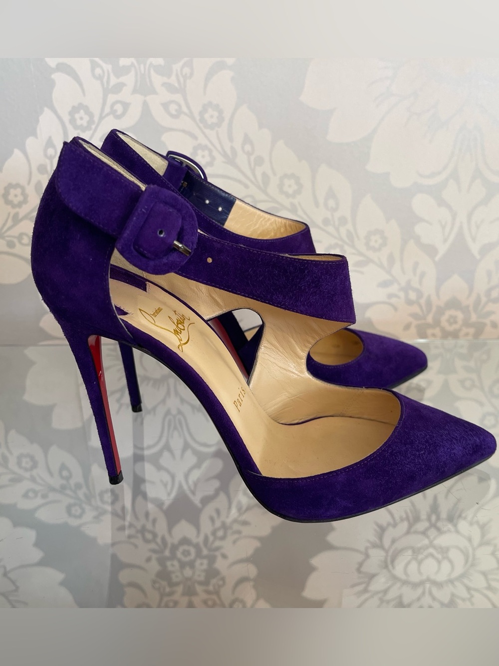 Christian Louboutin Purple Suede Sculpted Cutout Pointed Pumps - Size 38 - Picture 4 of 7